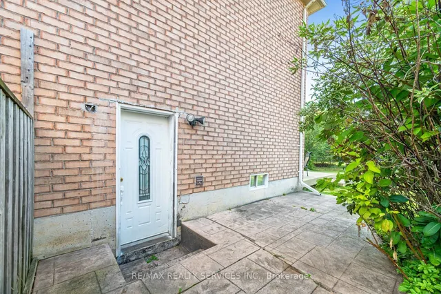 Additional image 28 of 130 Dells Cres