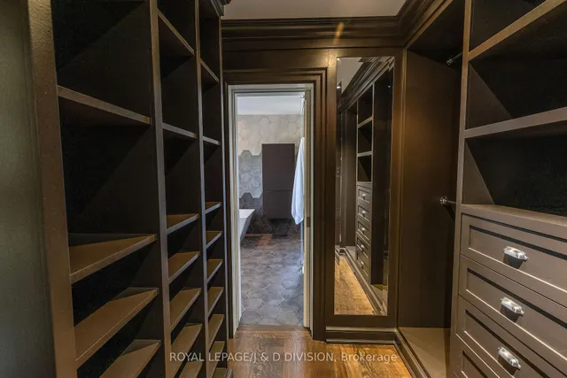 Additional image 22 of 27 Bayview Wood