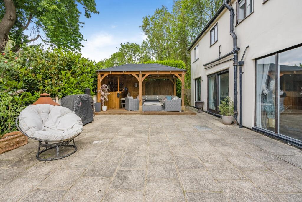 Additional image 14 of Radlett Road, Frogmore, St. Albans, Hertfordshire