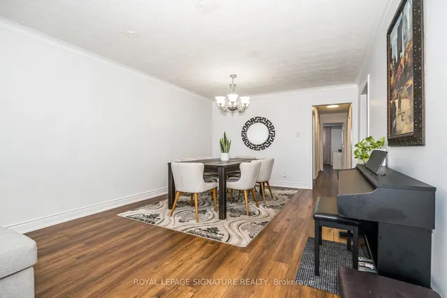 Additional image 10 of 3562 Laddie Cres