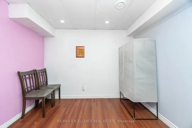 Additional image 31 of 36 Coppermill Dr