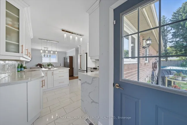Additional image 18 of 27 Bromley Cres