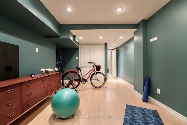 Additional image 41 of 11 Morrison Creek Cres