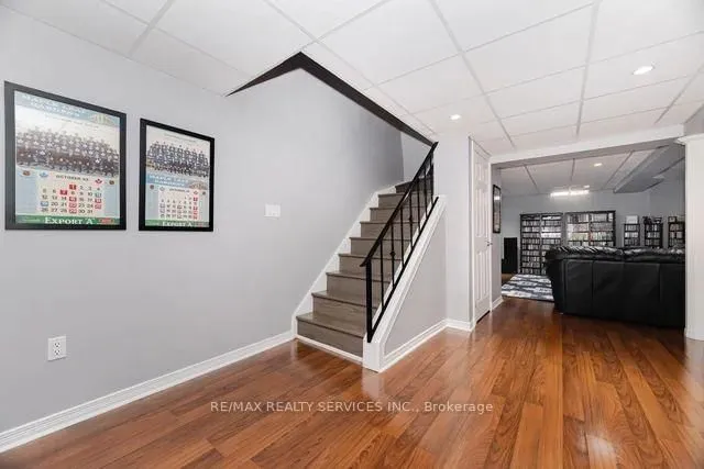 Additional image 38 of 8 Barnes Crt