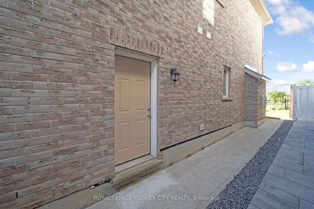 Additional image 46 of 44 YOUNG GARDEN Cres