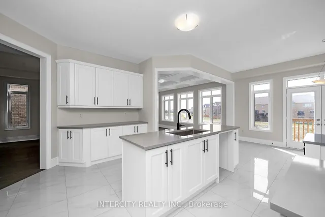 Additional image 8 of 18 Keyworth Cres