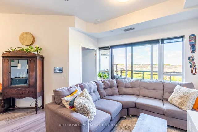 Additional image 23 of 395 Dundas St Unit 537