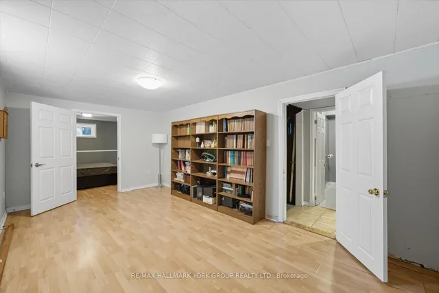 Additional image 36 of 27 Bromley Cres