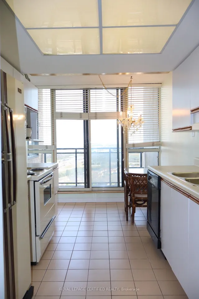 Additional image 11 of 20 Cherrytree Dr Unit PH2