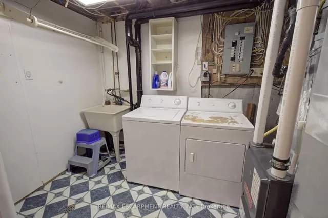 Additional image 33 of 214 Ross Lane