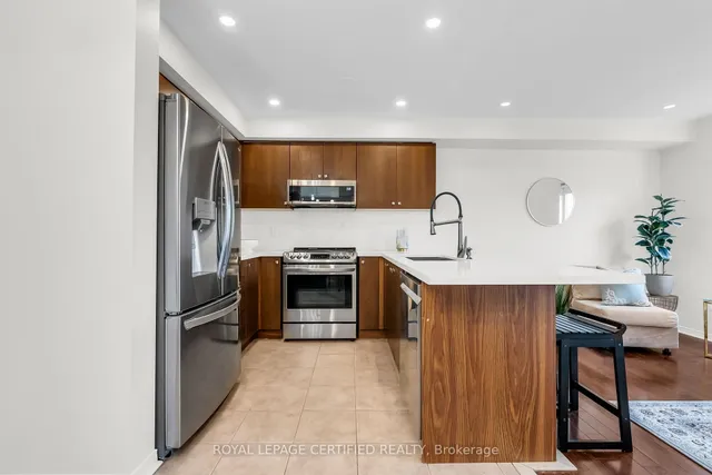 Additional image 18 of 398 Aspendale Cres