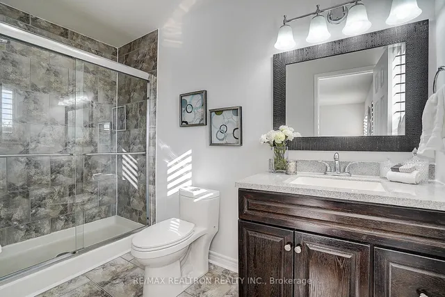 Additional image 26 of 2543 Gill Cres