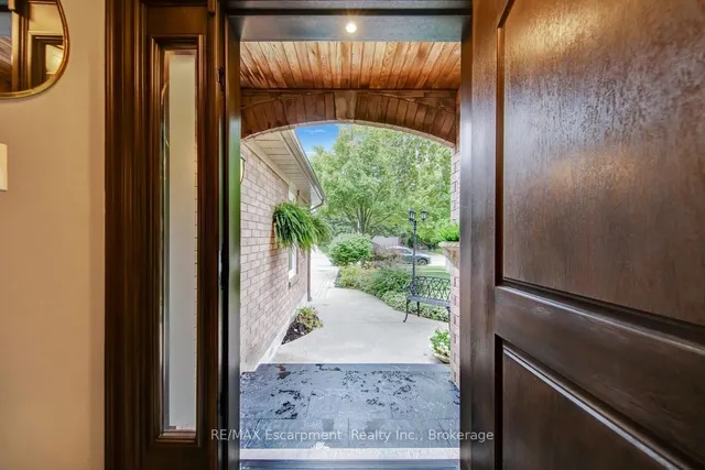 Additional image 4 of 2029 Banbury Cres