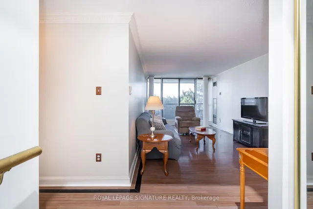 Additional image 9 of 22 Hanover Rd Unit 407