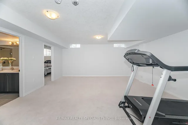 Additional image 42 of 14 Fryent St