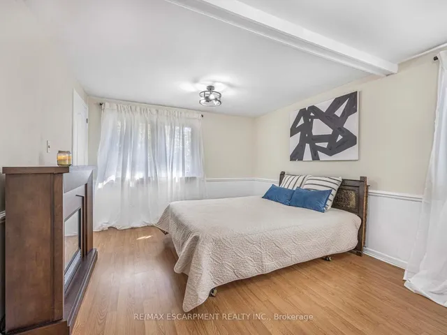 Additional image 18 of 10 Alexander St