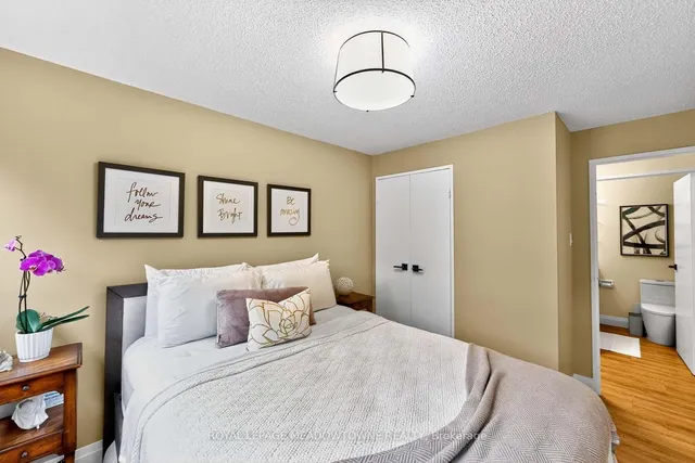 Additional image 33 of 3695 Kaneff Cres Unit 102