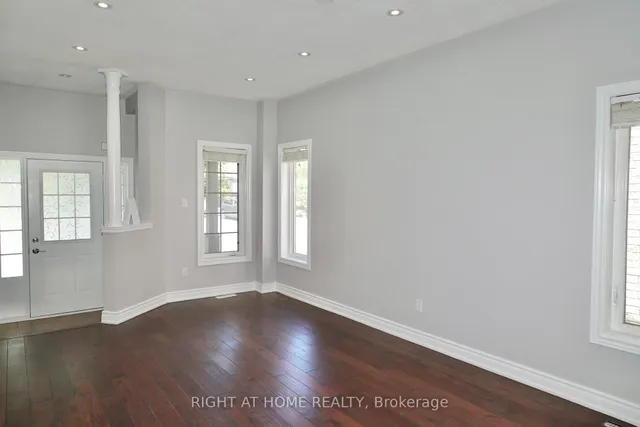 Additional image 8 of 15 Krakow St