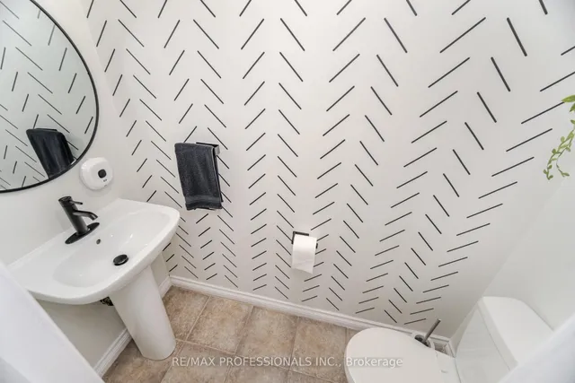 Additional image 19 of 102 Tanager Sq