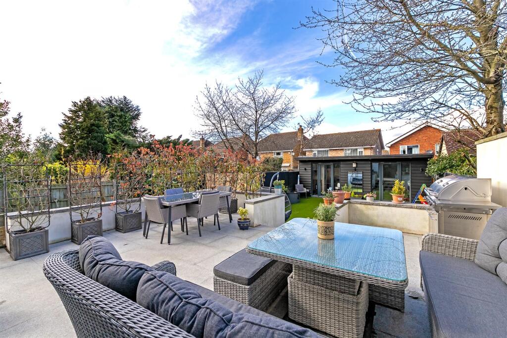 Additional image 17 of Watford Road, Chiswell Green, St. Albans