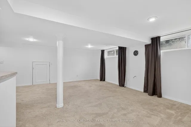 Additional image 30 of 23 Caldwell Cres