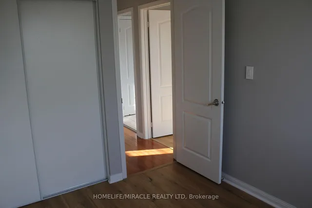 Additional image 34 of 5980 Whitehorn Ave Unit 38