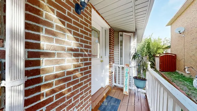 Additional image 31 of 5596 Whistler Cres