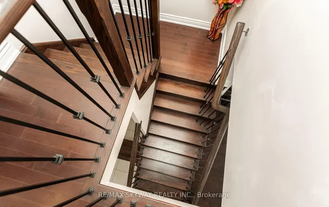 Additional image 28 of 87 Villadowns Tr