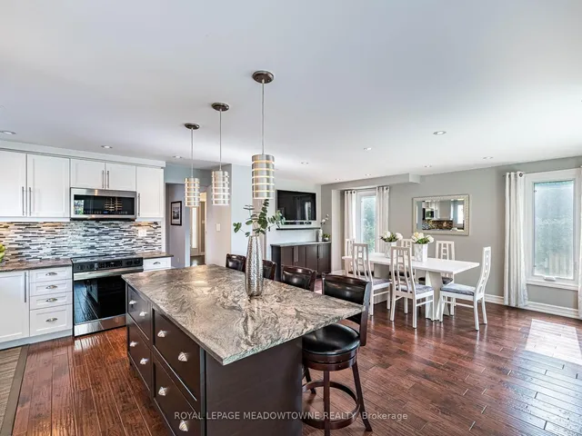 Additional image 13 of 117 Fairglen Ave