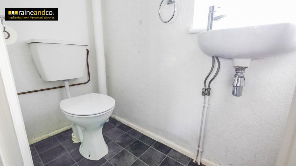 Additional image 16 of Robins Way, Hatfield