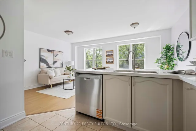 Additional image 31 of 5980 Whitehorn Ave Unit 90