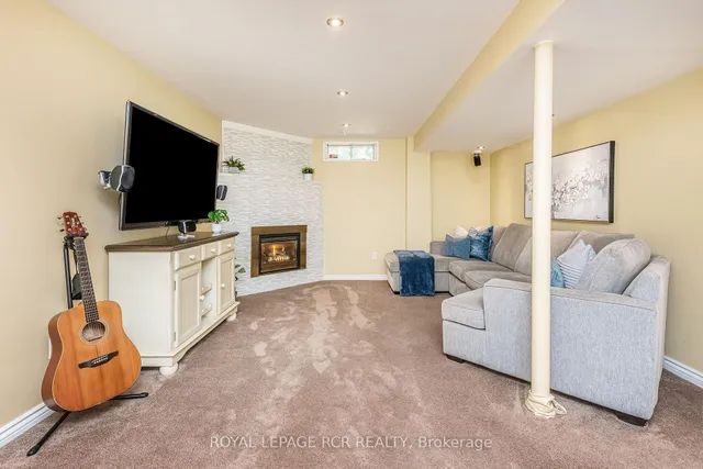 Additional image 19 of 19 Shenstone Ave