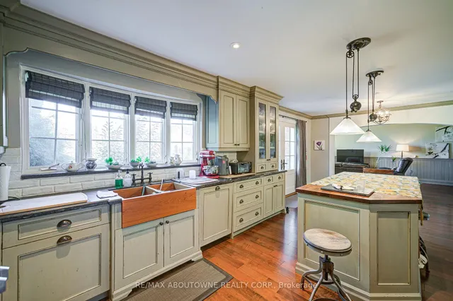 Additional image 17 of 2193 Meadowland Dr