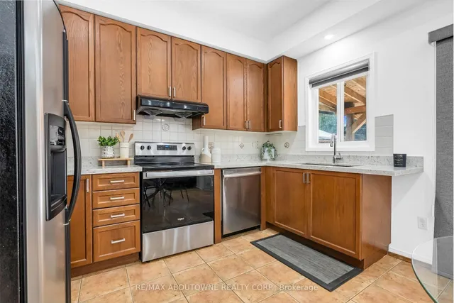 Additional image 8 of 7 Rockrose Dr