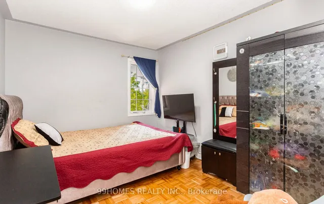 Additional image 41 of 5 Farthingale Cres