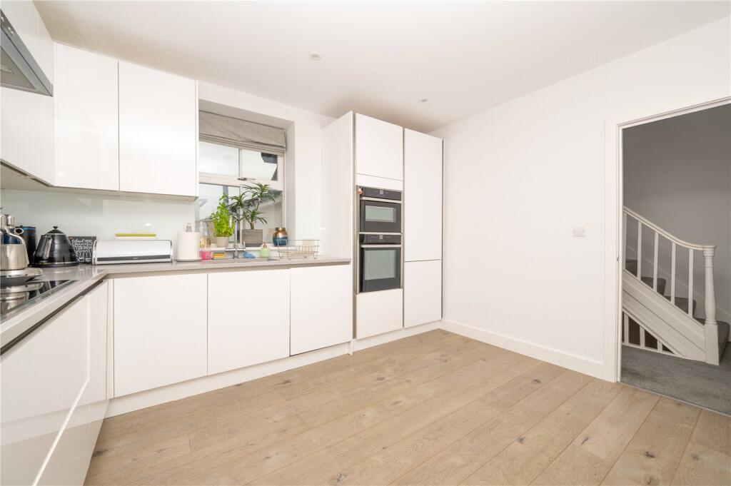 Additional image 16 of Alma Road, St. Albans, Hertfordshire