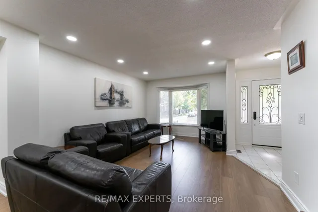 Additional image 9 of 39 Softneedle Ave