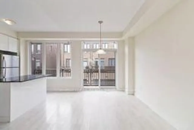 Additional image 10 of 3192 Mintwood Circ