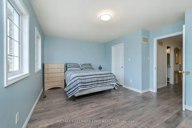Additional image 16 of 54 Cadillac Cres