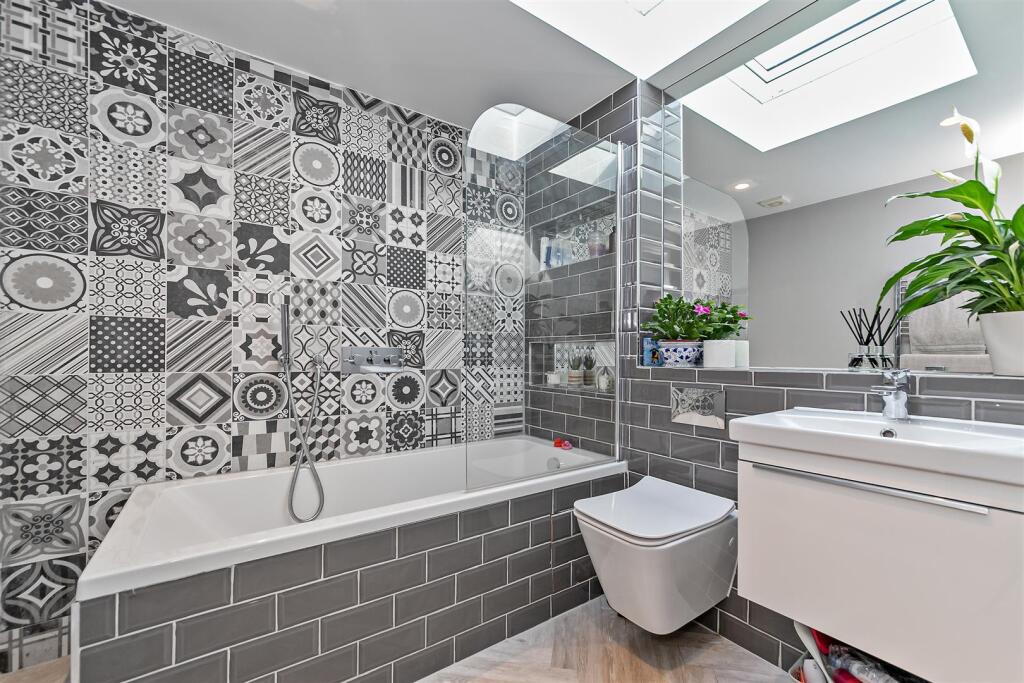 Additional image 9 of Watford Road, Chiswell Green, St. Albans