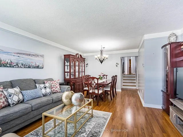 Additional image 7 of 64 Geneva Cres
