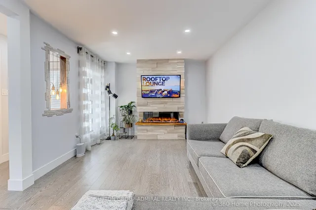 Additional image 6 of 709 Greycedar Cres