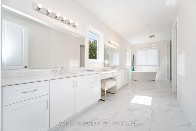 Additional image 30 of 18 Erintown Cres