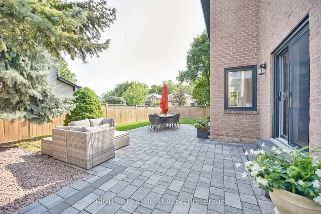 Additional image 44 of 1517 Queensbury Cres