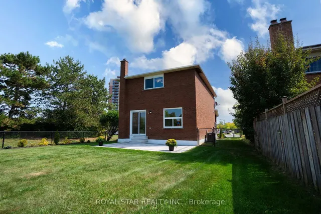 Additional image 29 of 42 Kingknoll Dr