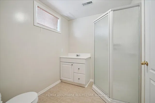 Additional image 32 of 2348 Tesla Cres