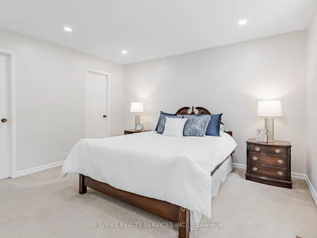 Additional image 31 of 16 Marchmount Cres