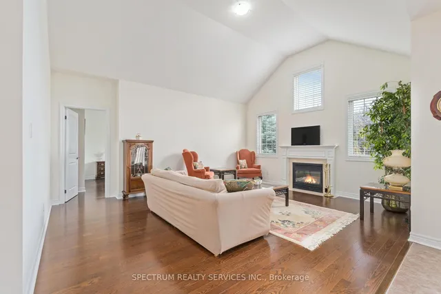 Additional image 9 of 74 Locust Dr