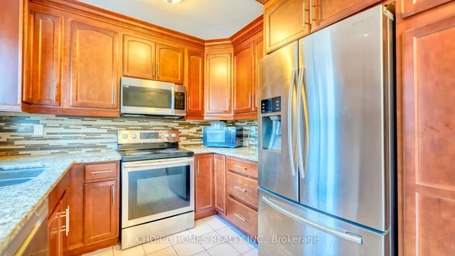 Additional image 10 of 5551 Cosmic Cres