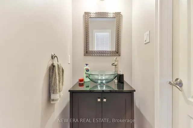 Additional image 4 of 693 Gypsy Fly Cres